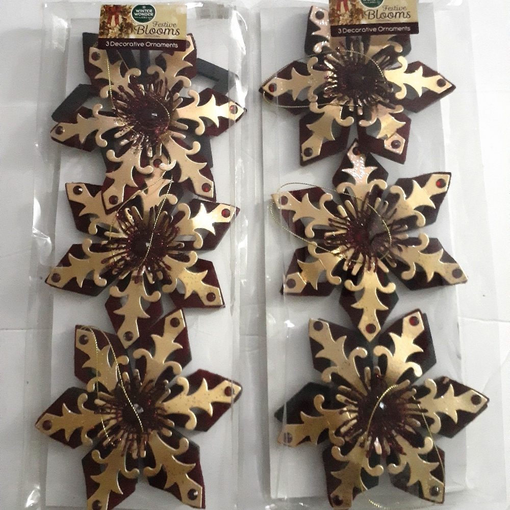 Winter wonder lane Burgundy Gold Christmas Holiday Tree Ornaments